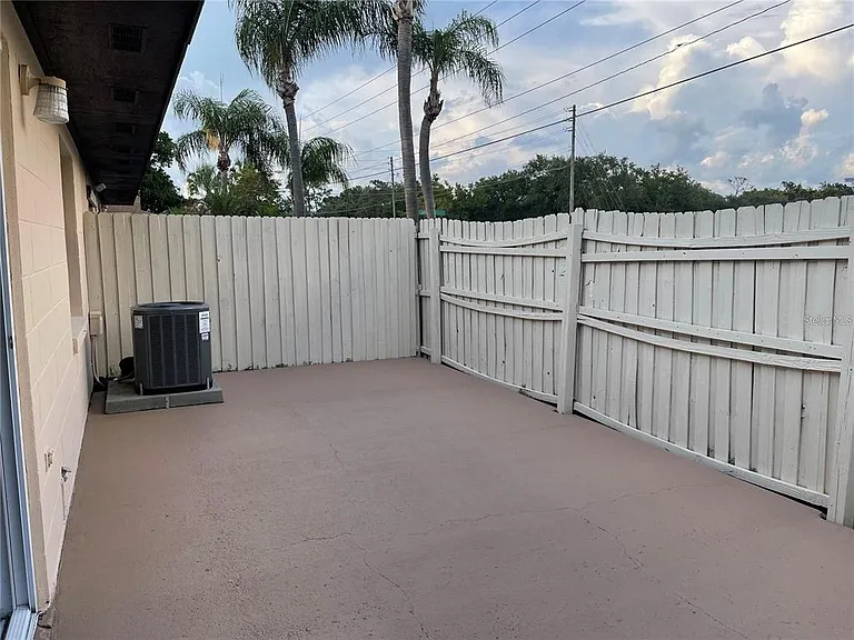2341 Aruba Ct — Photo 18
