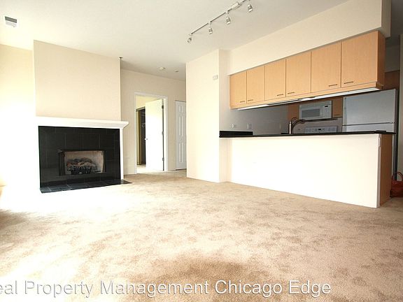 2nd image of 1236 Chicago Ave APT 506A