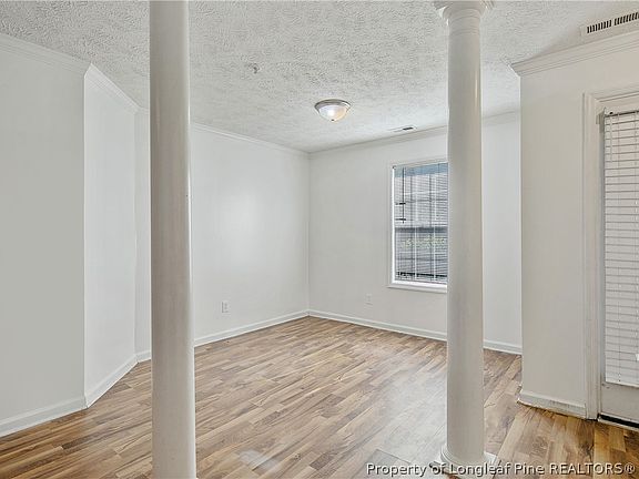 5th image of 352 Bubble Creek Ct Unit 2