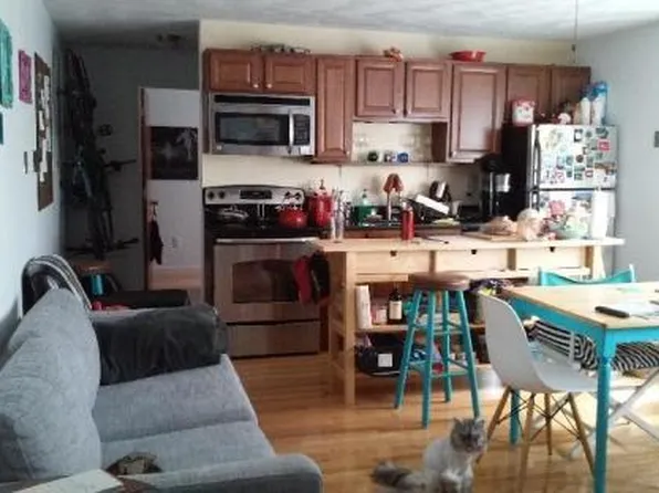 217 Holland St #U2, Somerville, MA 02144