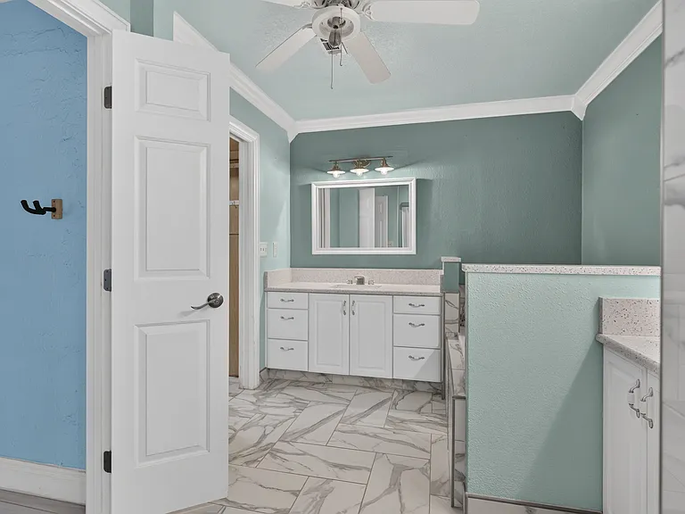 414 Somerset Dr — Photo 11