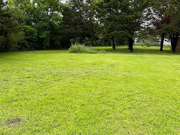 3rd image of 1125 Confederate Ln