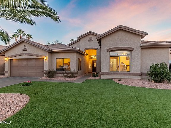 2nd image of 1046 S PALOMINO CREEK Drive