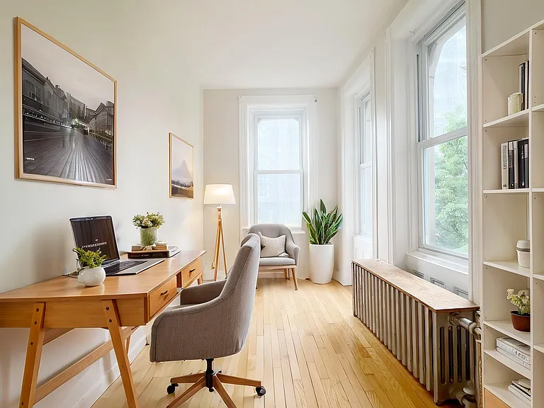 17-14 Menahan St #3 — Photo 8