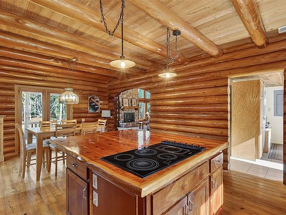 4th image of 40242 Emeralda Island Rd