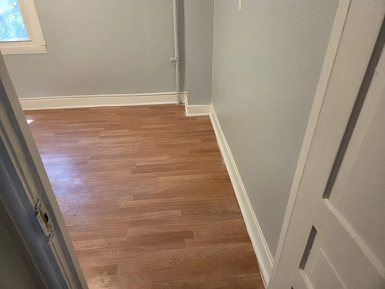 1407 Liberty St — Photo 22
