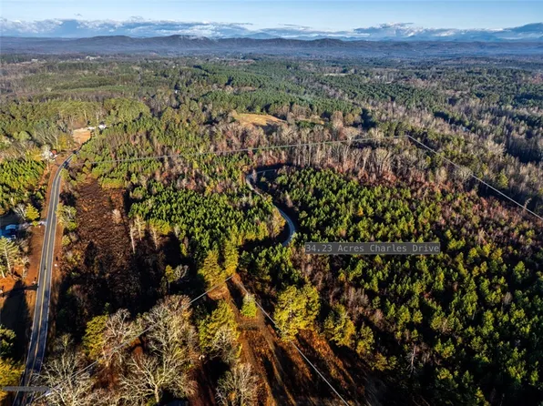 Charles Dr, Westminster, SC 29693