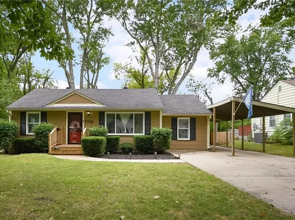 7716 Robinson St, Overland Park, KS 66204