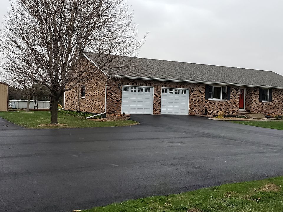 6,000 Sq Ft of New Driveway