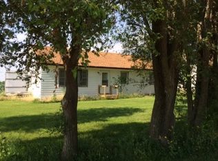 10752 E Piroke Rd, Stockton, IL 61085