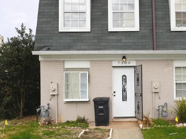 7300 Barlowe Rd S #209, Hyattsville, MD 20785