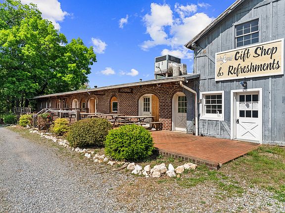 3rd image of 4067 Dickerson Mill Rd