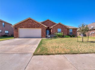 2521 Ressie Ln, Yukon, OK 73099