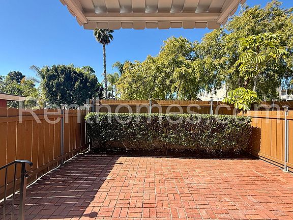 2nd image of 4703 Lamont St