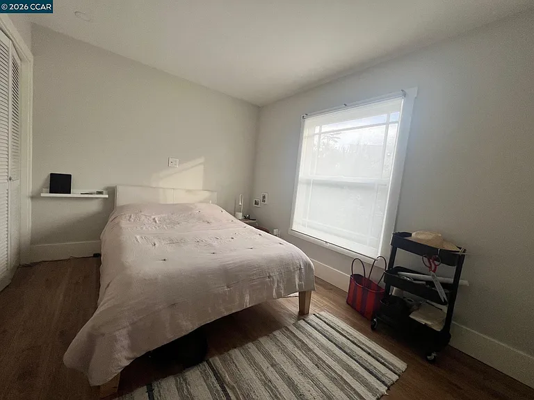 1325 Hopkins St — Photo 7
