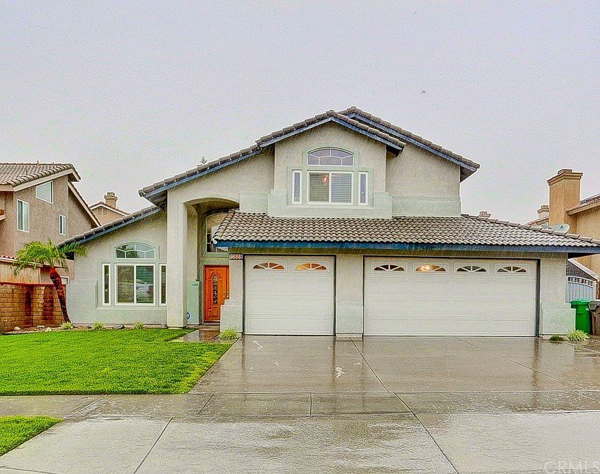 1st image of 13888 Olivewood Ave