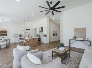 7144 E Lakeview Ave, Mesa, AZ 85209