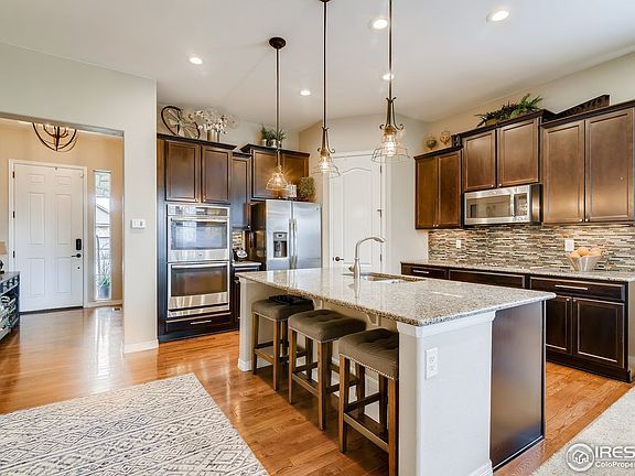 5th image of 2033 Vineyard Dr