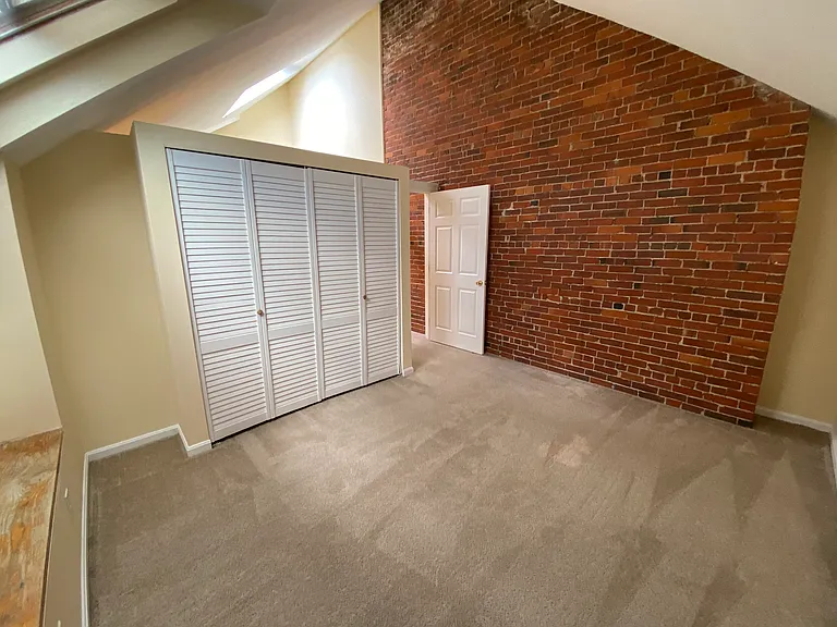 36 Abbott Street — Photo 38