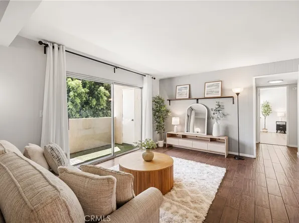 10636 Woodley Ave Unit 47, Granada Hills, CA 91344