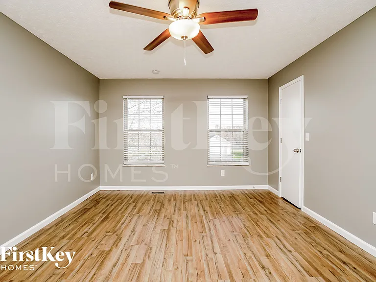 1388 Pepper Ln — Photo 8