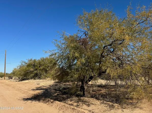 11071 S Comanche Rd, Tucson, AZ 85736