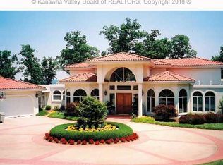 8 Quarry Rdg, Charleston, WV 25304