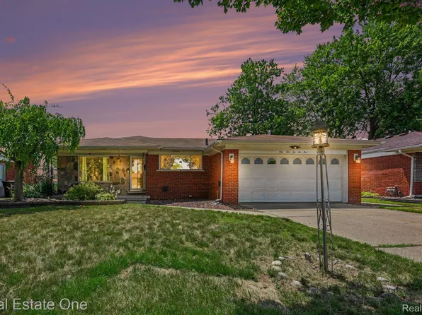 14265 Dundee St, Riverview, MI 48193