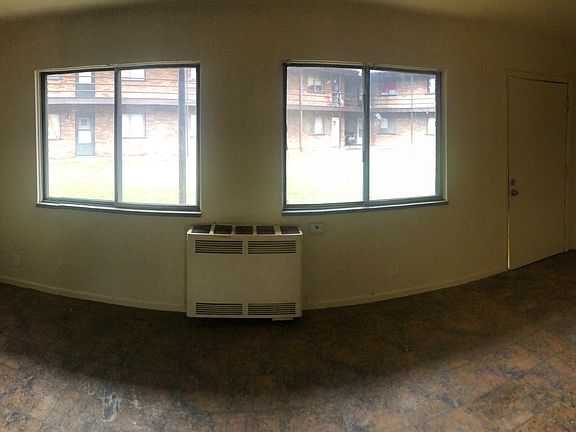 2nd image of 10410 Cadieux Ave