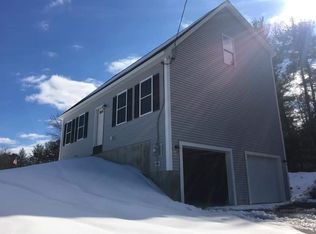 19 Essex Dr, Raymond, NH 03077