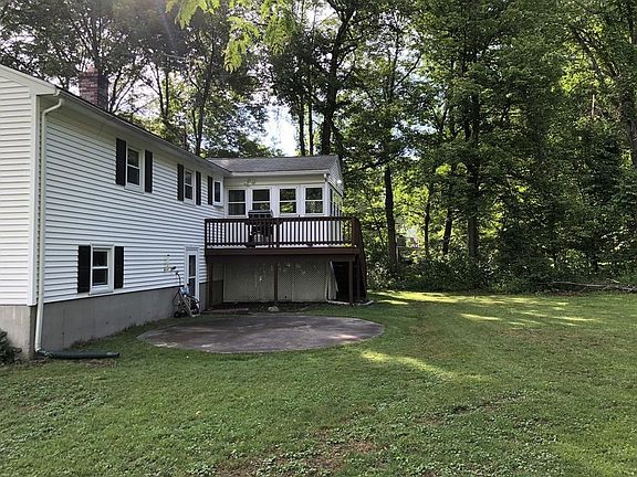 3rd image of 37 Westwood St