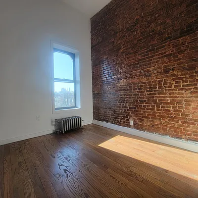 Rented by Yup Realty LLC | media 9