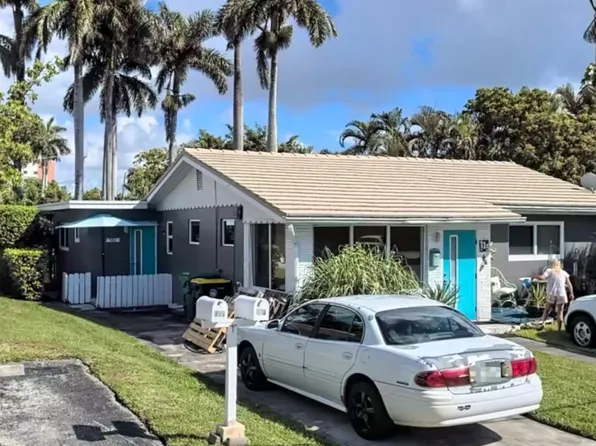 115 SE 2nd St, Dania, FL 33004