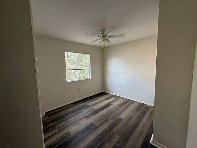 3 bed, 1.5 bath, 1025 sqft, $1,350 — Photo 4