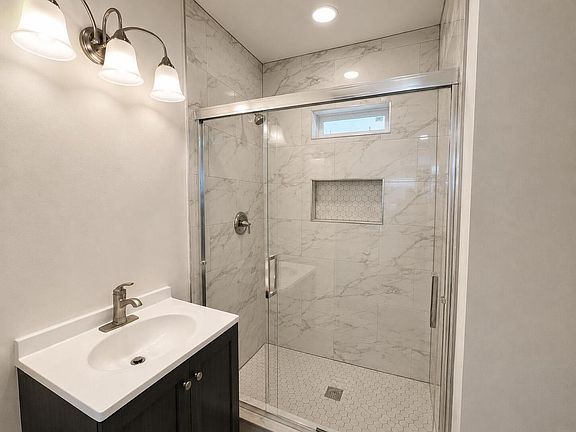5th image of 200 N 63rd STREET