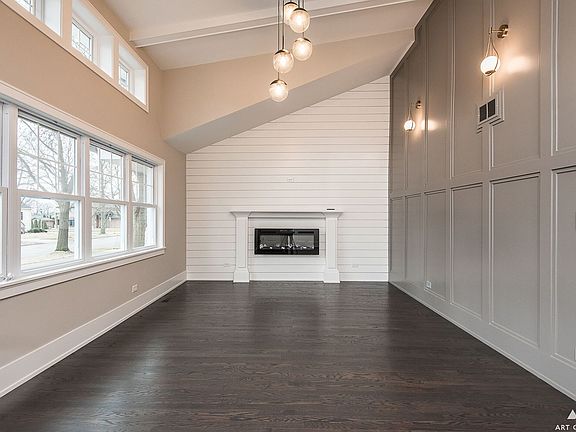 4th image of 1024 S Ashland Ave