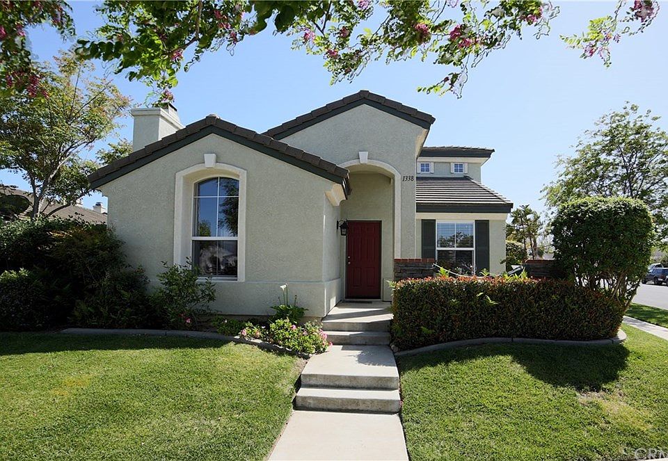 1st image of 1338 W Eliza Dr