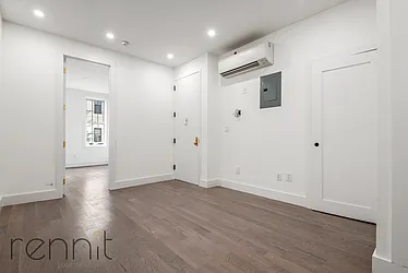 Rented by Rennit Inc.