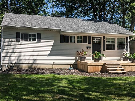 2nd image of 4793 Wake Robin Dr