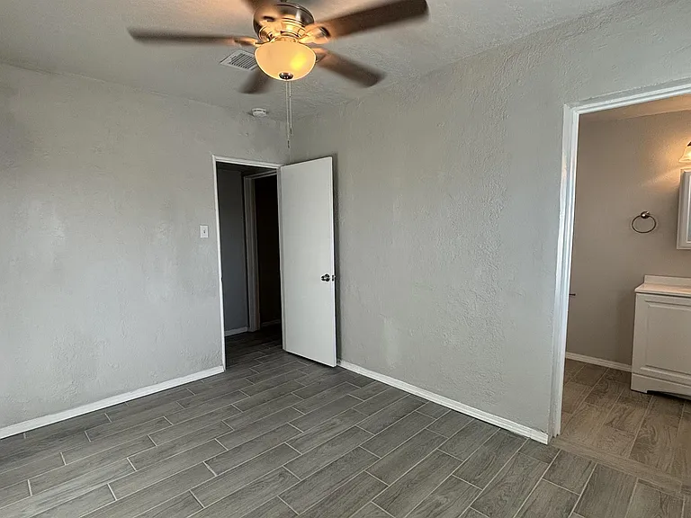 821 Olson St #B-1 — Photo 18