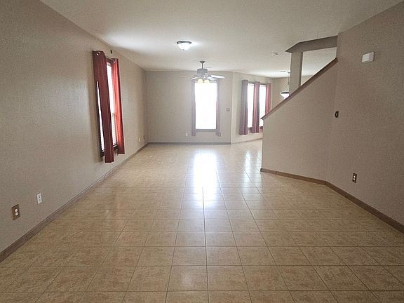 3rd image of 3925 Hanna Rose Ln