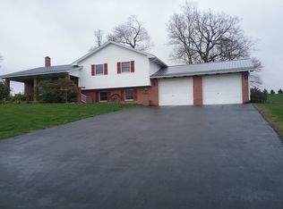 1043 Walker School Rd, Berlin, PA 15530