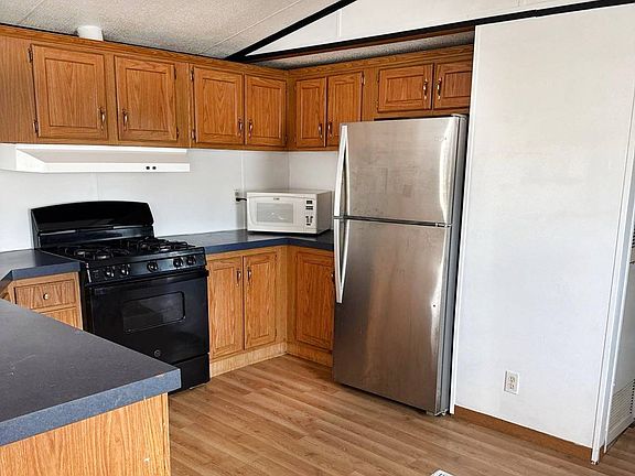 3rd image of 2500 Farm Bureau Rd #275