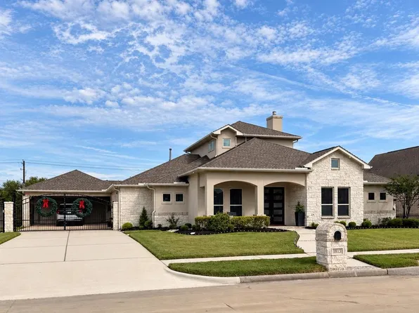 1813 N Prairie Ln, Deer Park, TX 77536