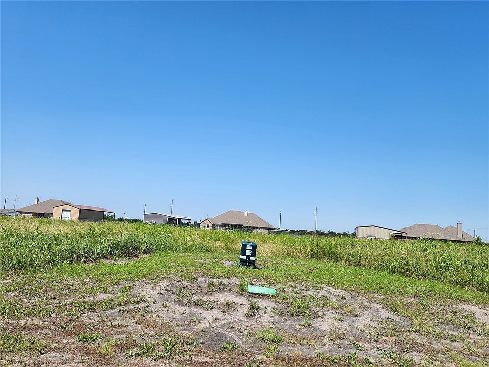 2nd image of 4803 Sasha Way