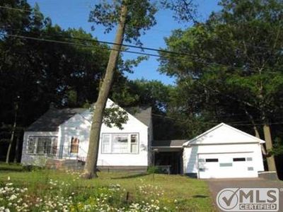 N3836 N Us Highway 2, Iron Mountain, MI, 49801