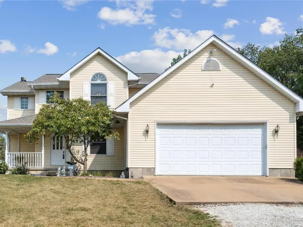 5713 Grassy Ln, De Soto, MO 63020