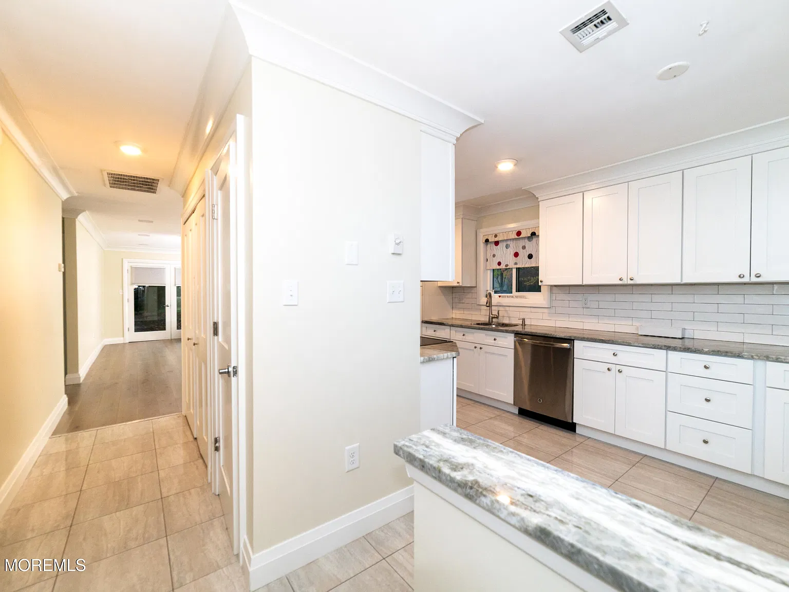 2 bed, 1250 sqft, $3,550 — Photo 4