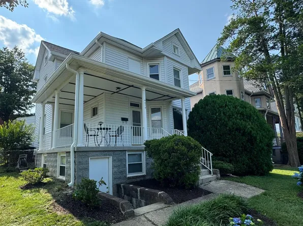 4010 33rd St, Mount Rainier, MD 20712