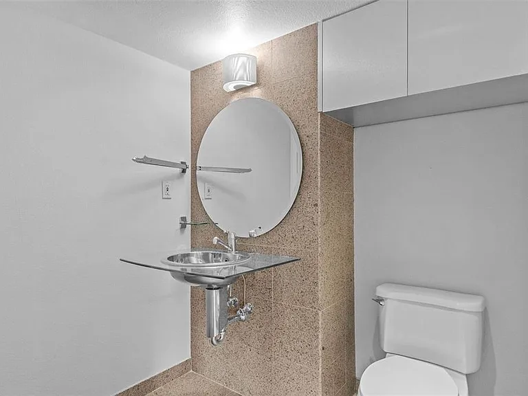 2401 Bayshore Blvd #410 & 510 — Photo 12